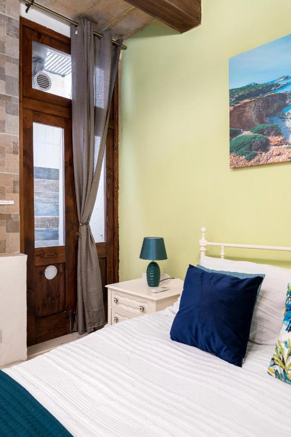 Chic, Stylish 1 Bedroom Maisonette - Close To Valletta Il-Furjana Exteriör bild